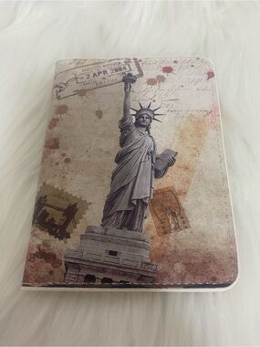 Statue of Liberty Passport Holder Cover  with Vintage Postmark Design
